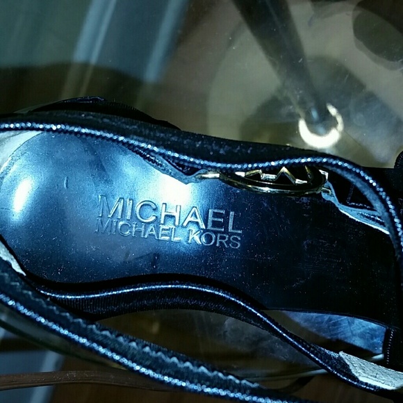 MICHAEL Michael kors shoes - Picture 3 of 4