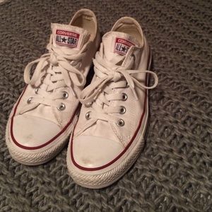 White Converse 7.5