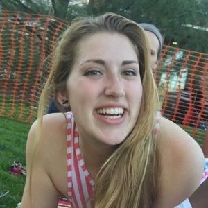 Meet your Posher, Steph