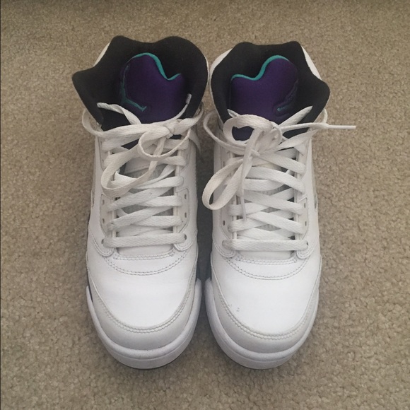 Jordan retro 5 grapes