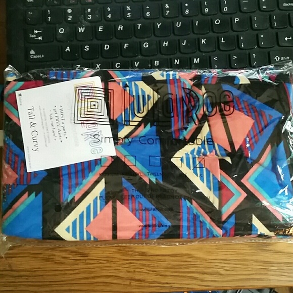 Nwt Lularoe TC tall curvy diamond leggings