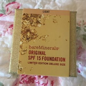 ✨Limited Edition✨ bareMinerals foundation!