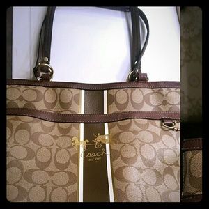 Authentic Coach Leather Monogram Handbag Tote