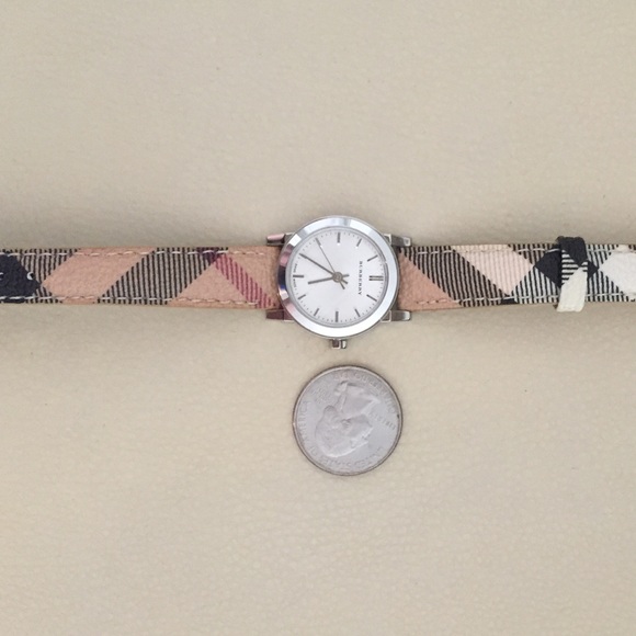 Burberry Woman\'s Watch main image 3