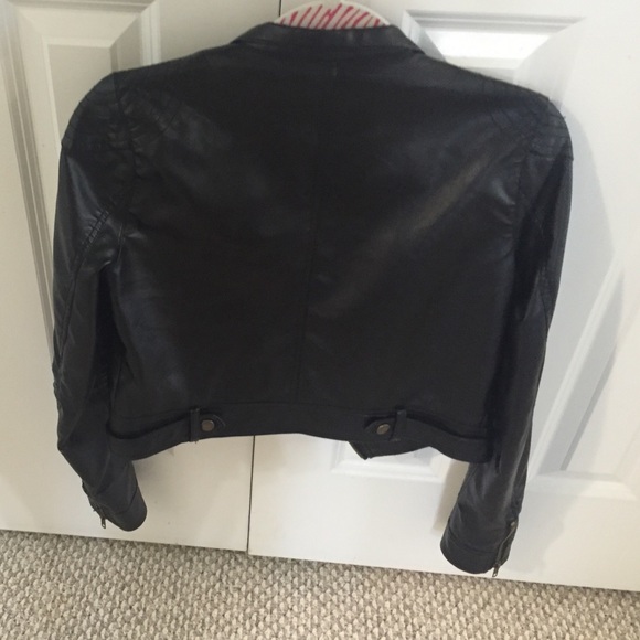 Leather jacket - Picture 4 of 4