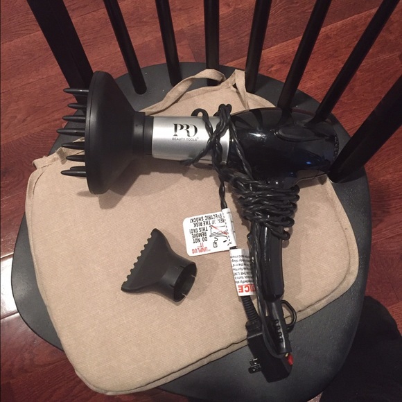 Blow dryer like new!