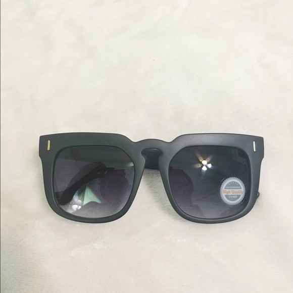 😎 Cute Sunnies - Picture 3 of 3