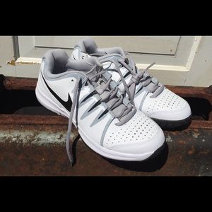 Men's NEW Nike Vapor Court