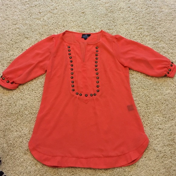 Coral 3/4 sleeve top