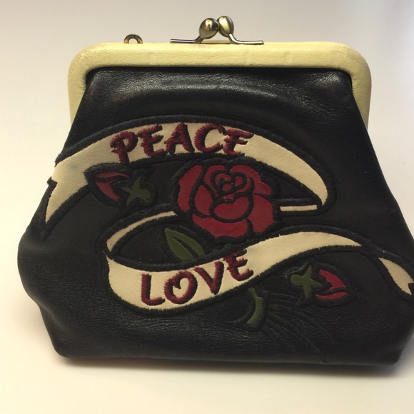 Isabell Fiore coin purse.