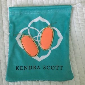 Kendra Scott Danielle Earrings (Coral)