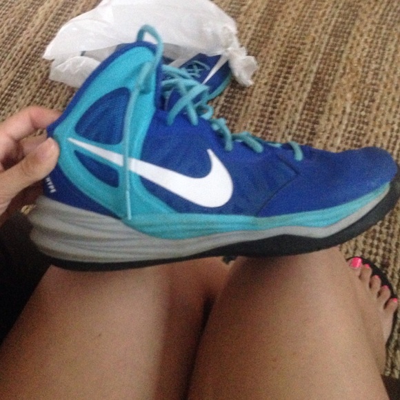 Nike Prime Hype DF Mens Sz 8