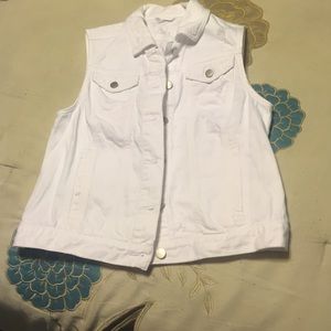 White denim vest