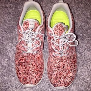 Nike Roshes