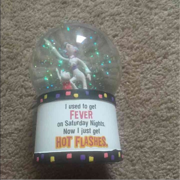 Snow globe - Picture 2 of 2