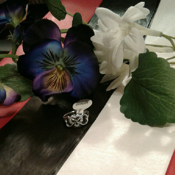 Infinity Heart Ring - Picture 3 of 3