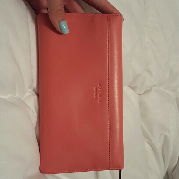 Kate Spade Wallet - Picture 1 of 4