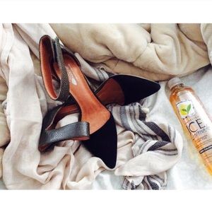 Jeffrey Campbell (Solitaire Heel)