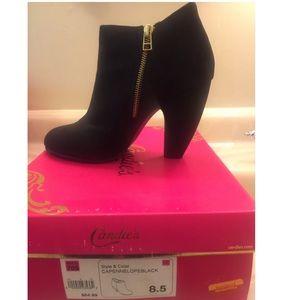 🚫SOLD🚫Beautiful Suede Black  Booties