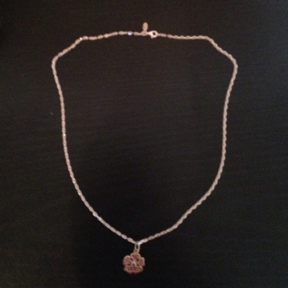 Beautiful Pandora Necklace - Picture 2 of 4