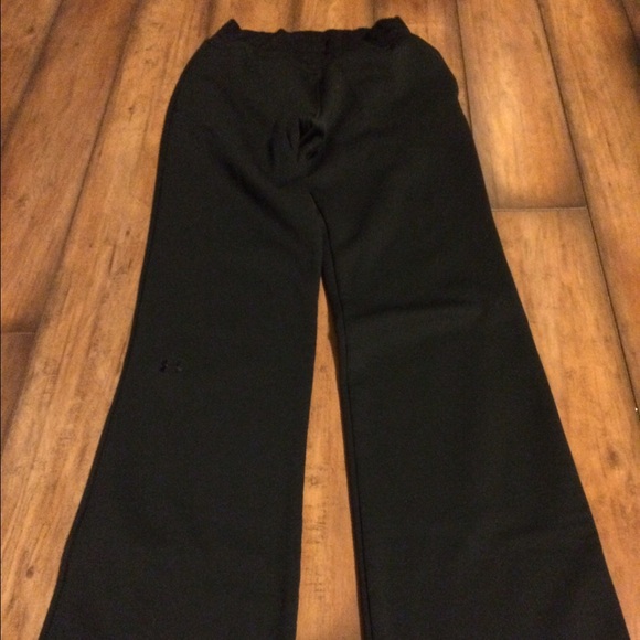 Black sweatpants
