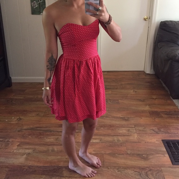 Strapless urban outfitters kimchi blue dress