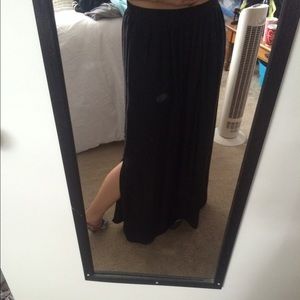 SALE: Black silky maxi skirt