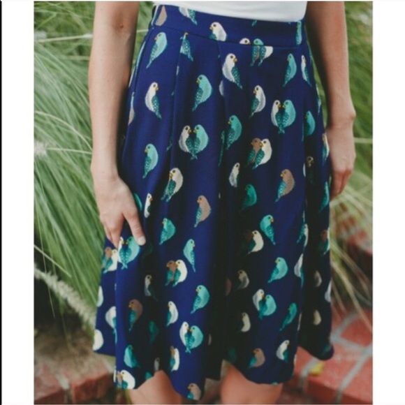 ModCloth Dresses & Skirts - Modcloth lovebird skirt