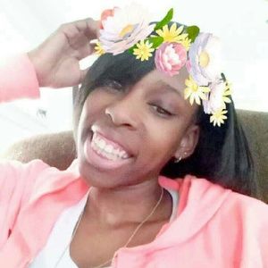 Meet your Posher, Dayana