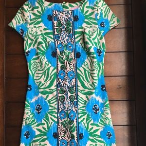 Lilly Pulitzer cap sleeved dress