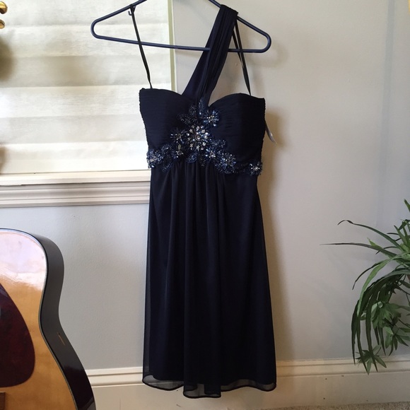 Blondie Short Formal Dress