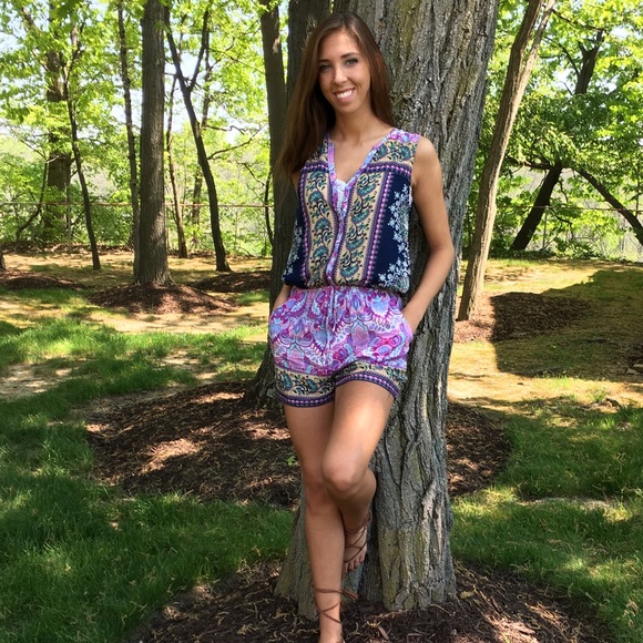 🆕Vintage Print Romper Pastel - Picture 3 of 3