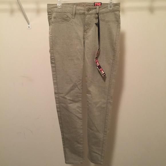 MORE COLORS!!! Khaki Skinny Jeans!