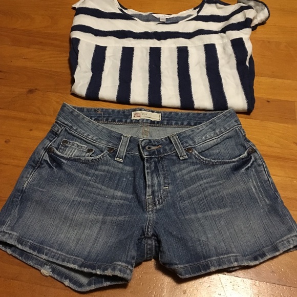 BKE shorts with free charming top