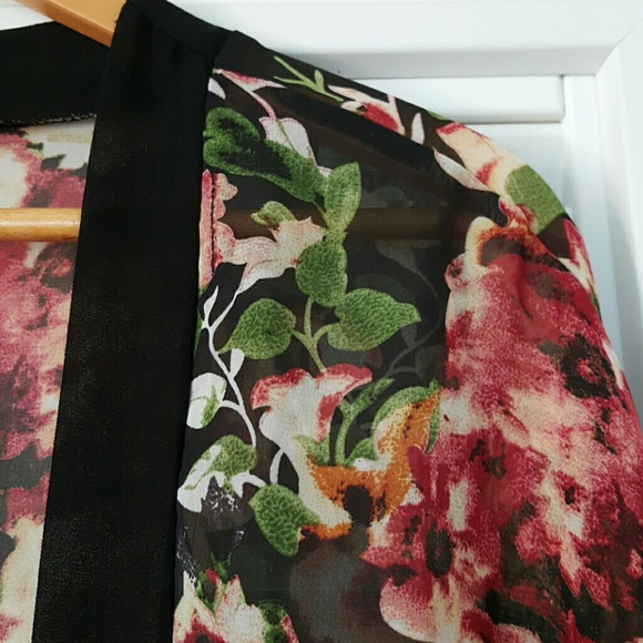 NEW Kimono Queen Floral Coverup - Picture 3 of 4