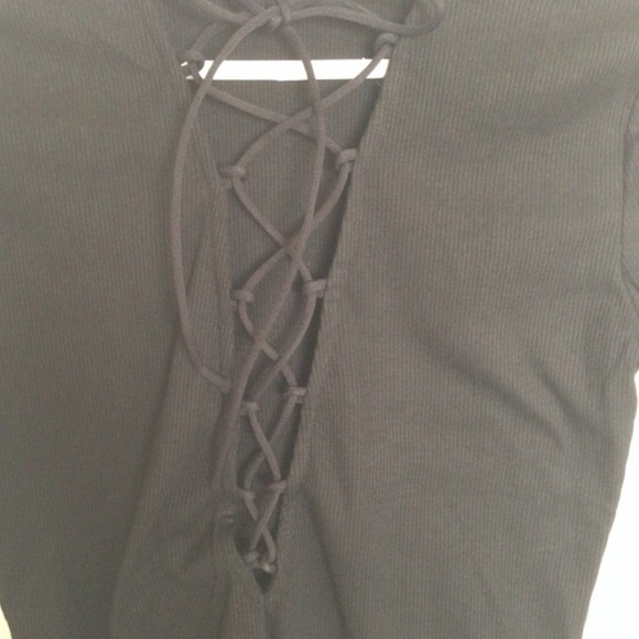 Ribbed laced up top - Picture 3 of 3