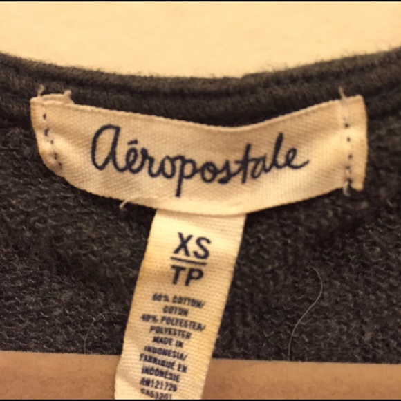 Crop Top Sweater - Picture 2 of 4