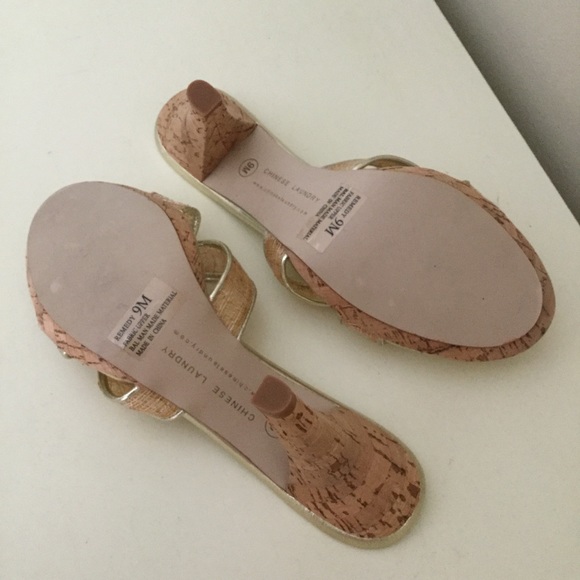 🎉SALE🎉Chinese Laundry gold and mesh heels - Picture 4 of 4