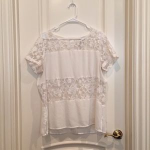 Lauren Conrad Khol's white lace blouse