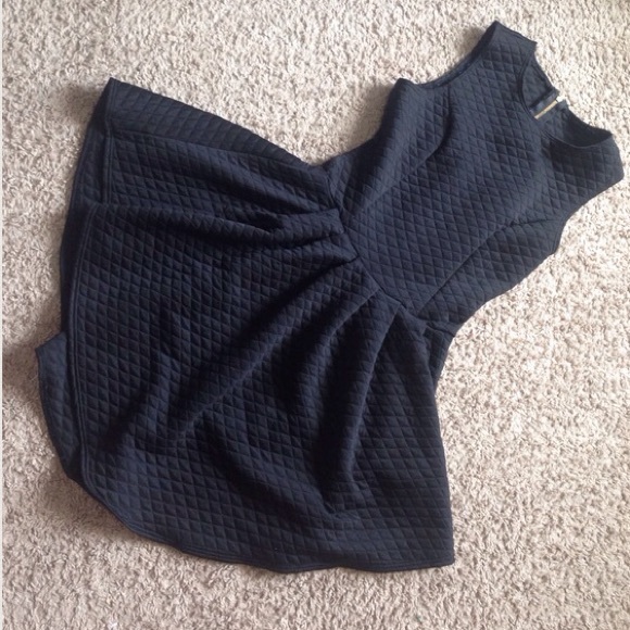 **SOLD** Cute Black Dress - Picture 2 of 3