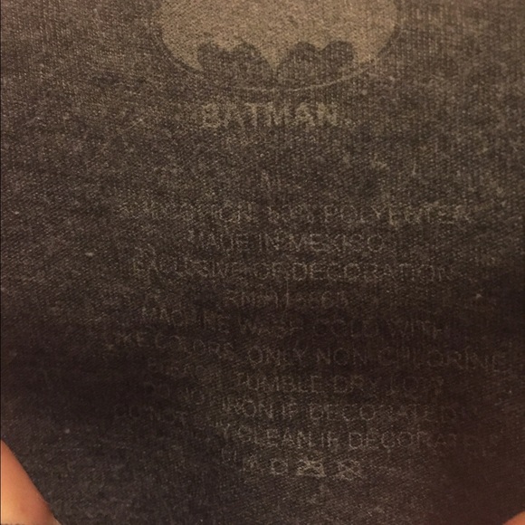 Batman Long Sleeve Shirt - Picture 2 of 4