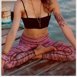 Teeki guns 'n roses hot pants