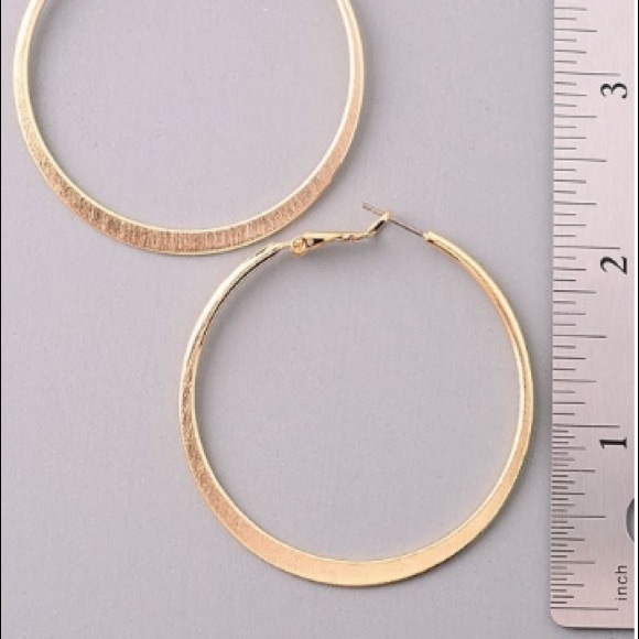 NWT || Matte Gold Finish Hoop Earrings - Picture 3 of 3