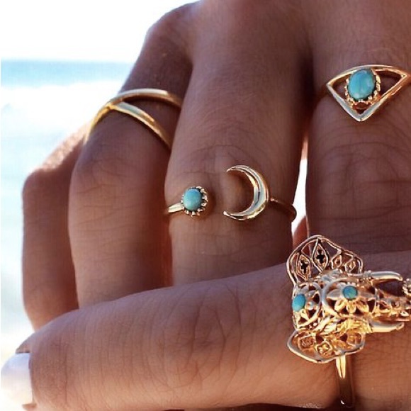 Jewelry - NWT || Double Ring Shiny Gold Ring