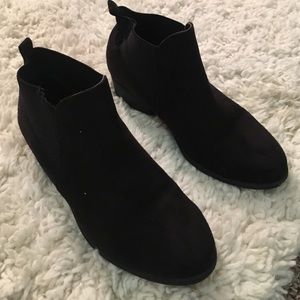Black ankle booties