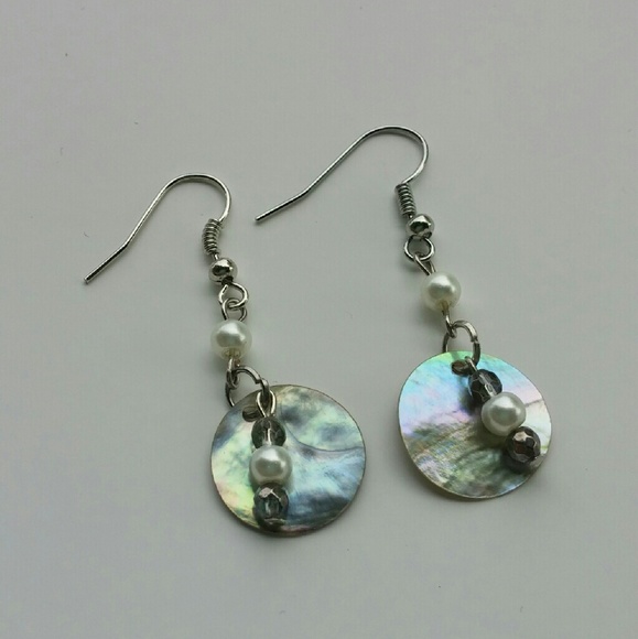 Handmade Earrings Pearl and Shell