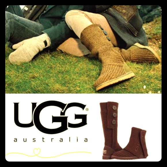 UGG Shoes - UGGS AUSTRALIA Classic Cardy Sz 5 Knit Boots Shoes