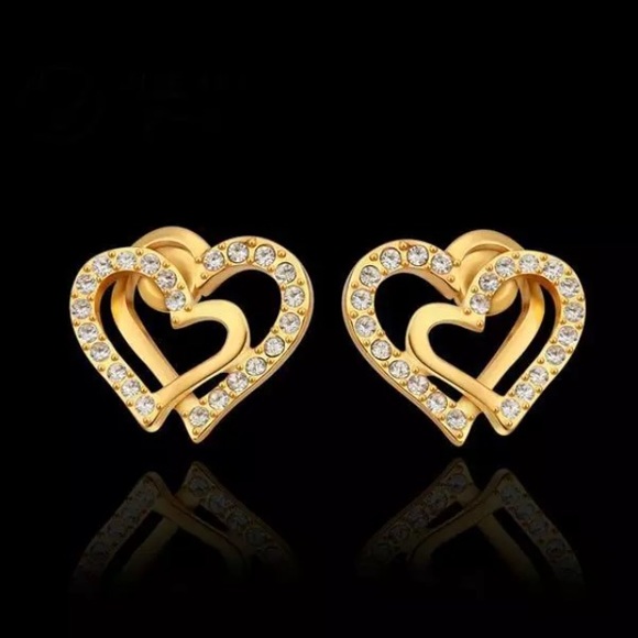 Gold and cubic zirconia studs