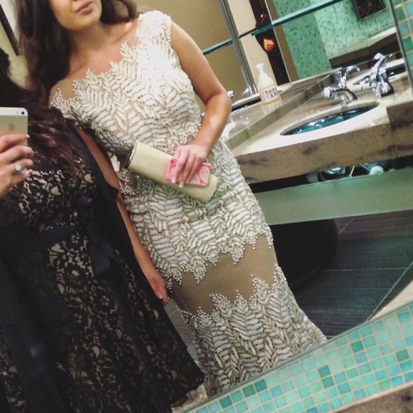 Lace/Mesh Evening Gown - Picture 3 of 4