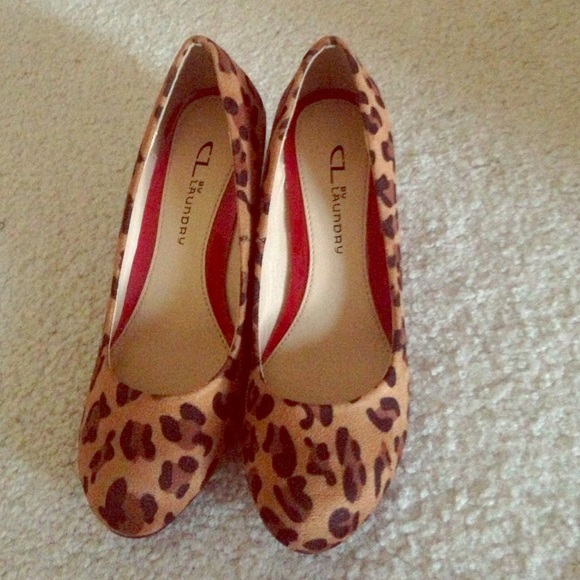 CL by Laundry Leopard Wedges